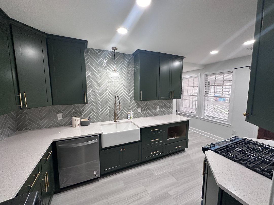 FROM '90S TO NEW: A MODERN KITCHEN RENOVATION PROJECT IN MEMPHIS, TN!